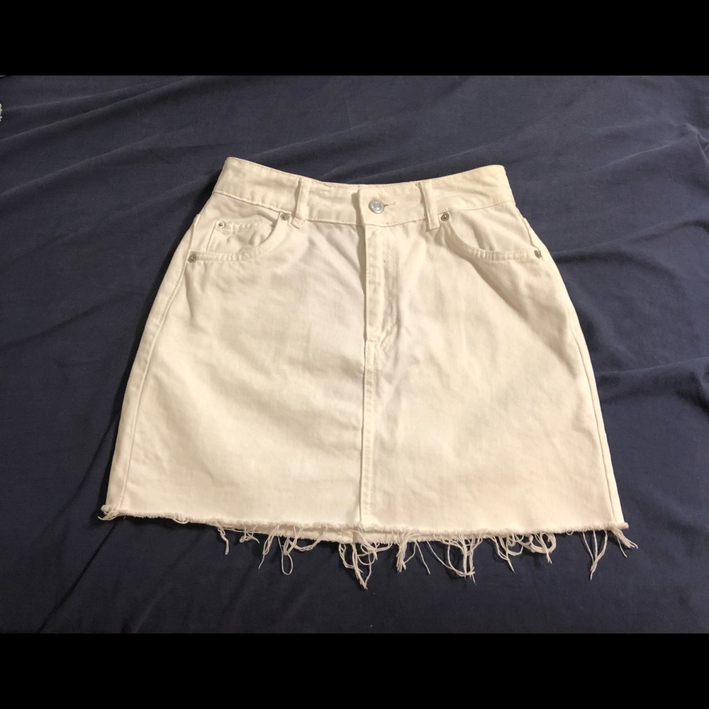 Top Shop Moto White Denim Skirt Size 2